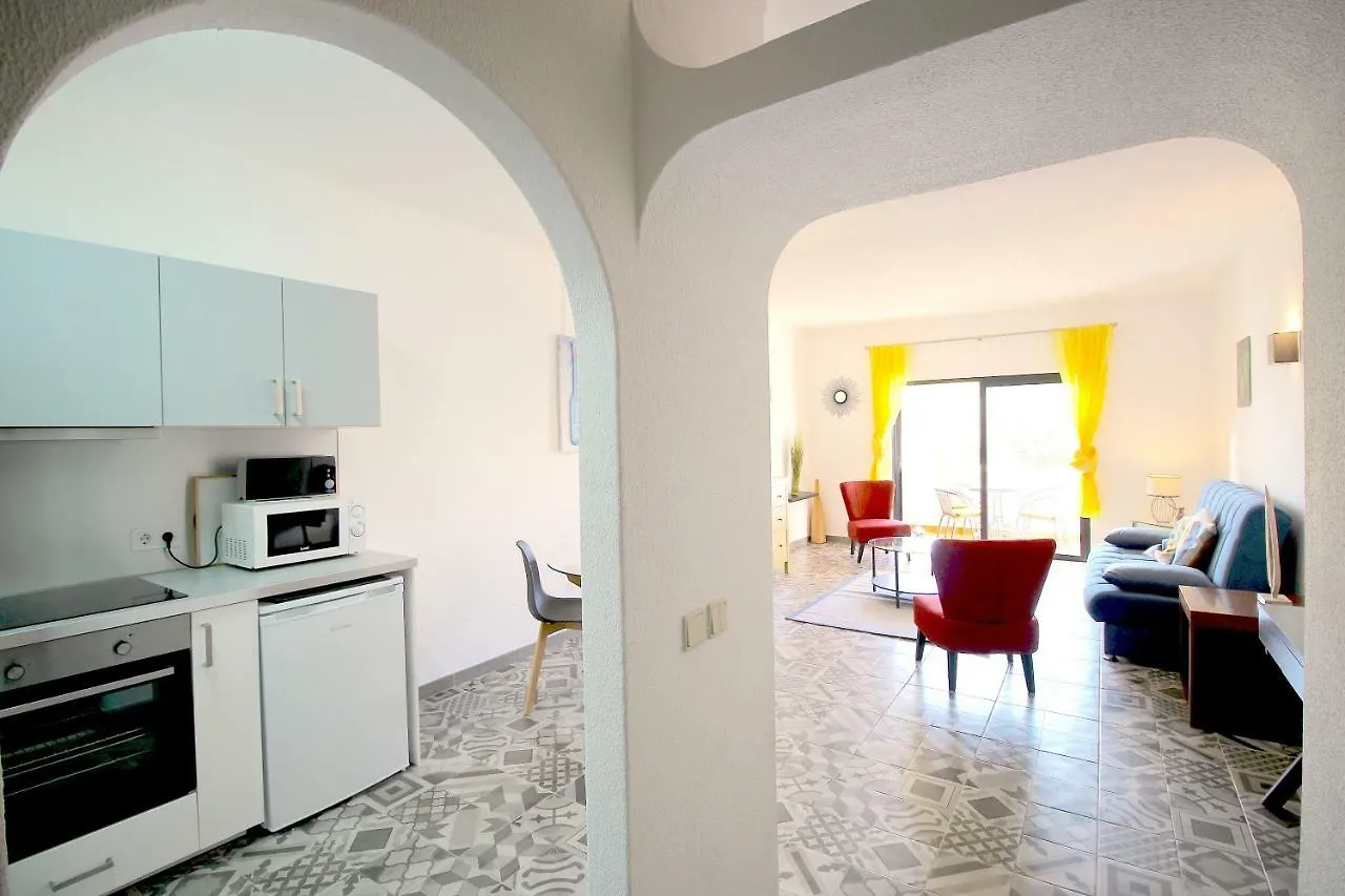 Apartment Charmant Appartement Au Coeur De Albufeira