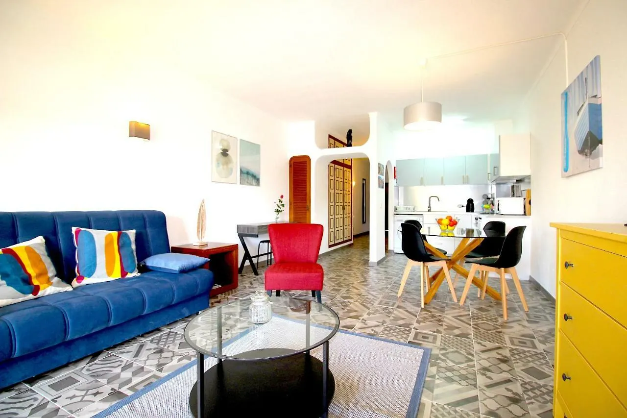 Charmant Appartement Au Coeur De Albufeira 0*,